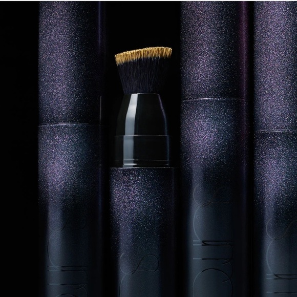 Surratt Surreal Skin Foundation Wand Shade 10 | Golden Deep Tan - Picture 4 of 10